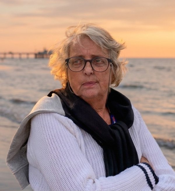 Annie Michiels